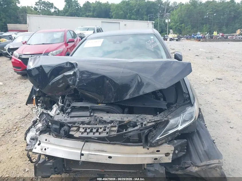 2019 TOYOTA CAMRY LE