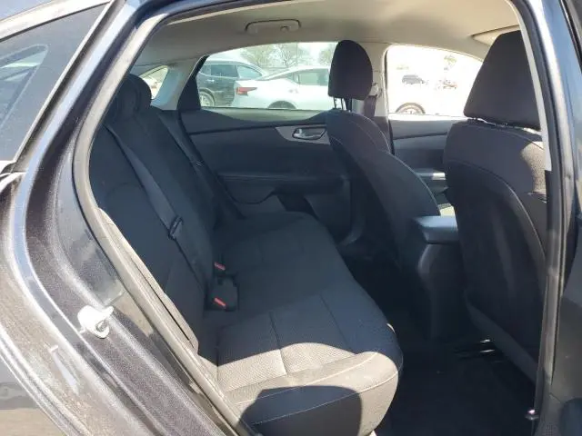 2019 KIA FORTE FE  