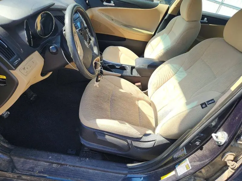 2013 HYUNDAI SONATA GLS  