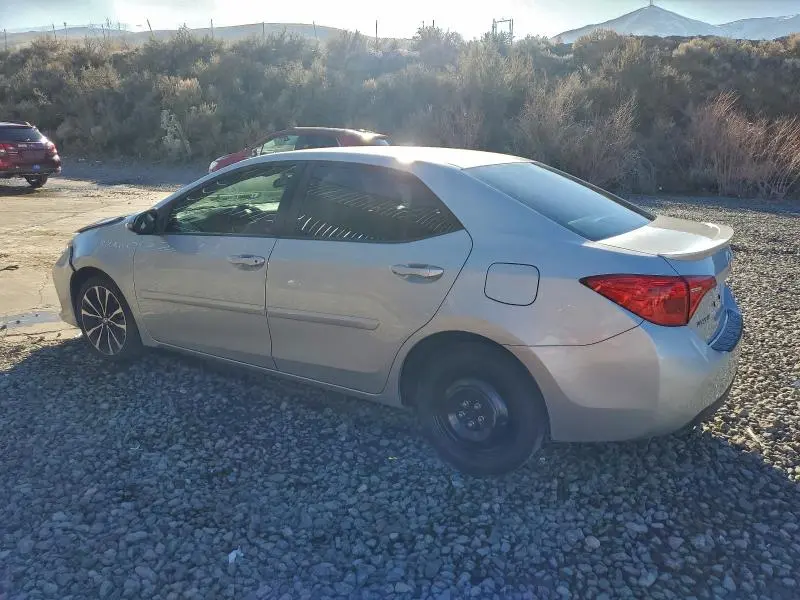 2017 TOYOTA COROLLA SE  