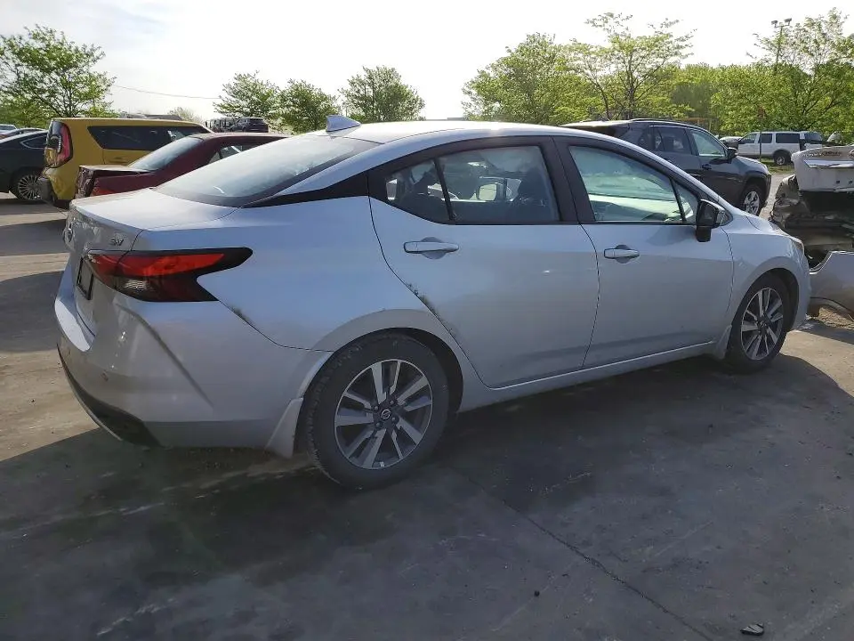 2020 NISSAN VERSA SV  