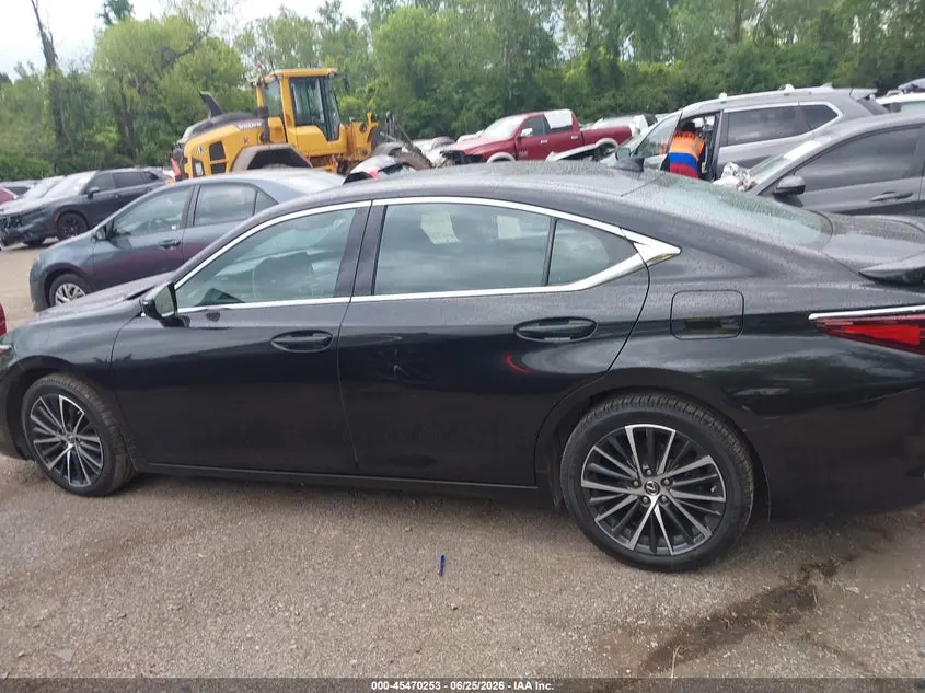 2022 LEXUS ES 250  