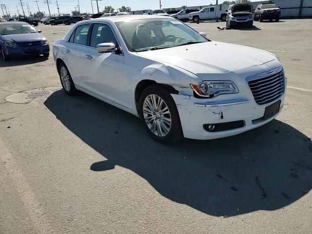 2011 CHRYSLER 300C 