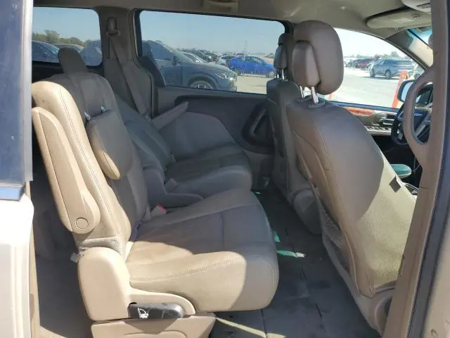 2016 CHRYSLER TOWN & COUNTRY TOURING  