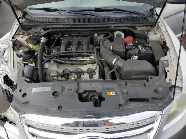 2011 FORD TAURUS SE