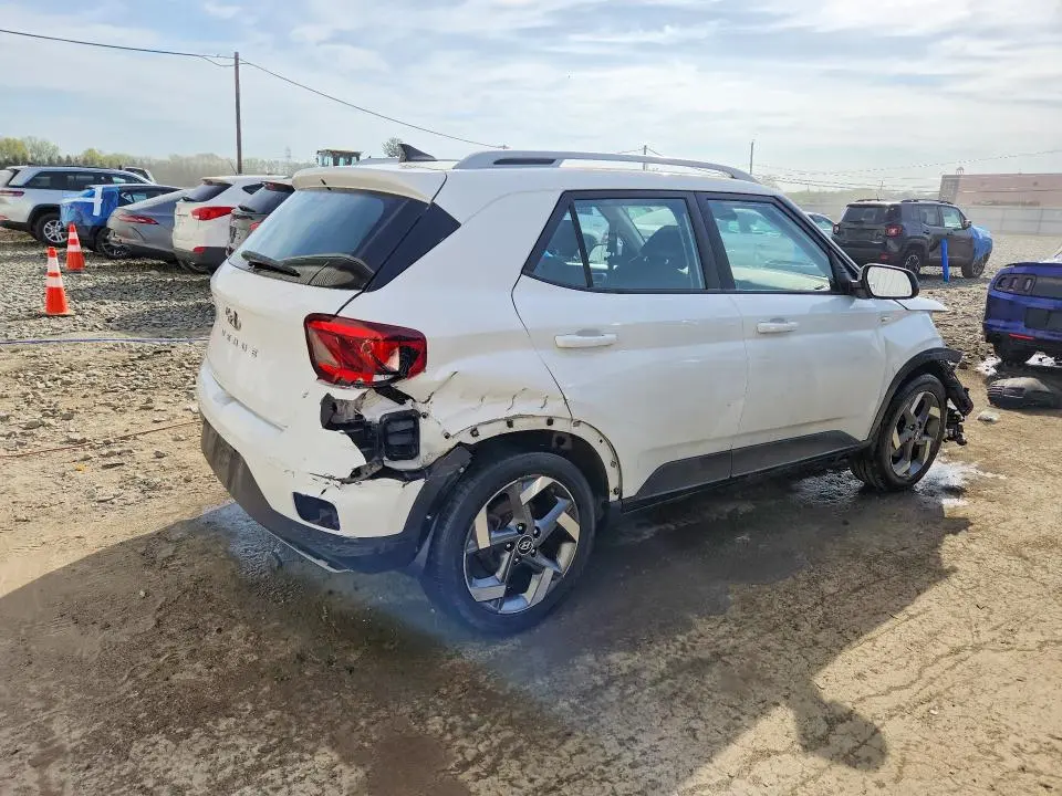 2022 HYUNDAI VENUE SEL  