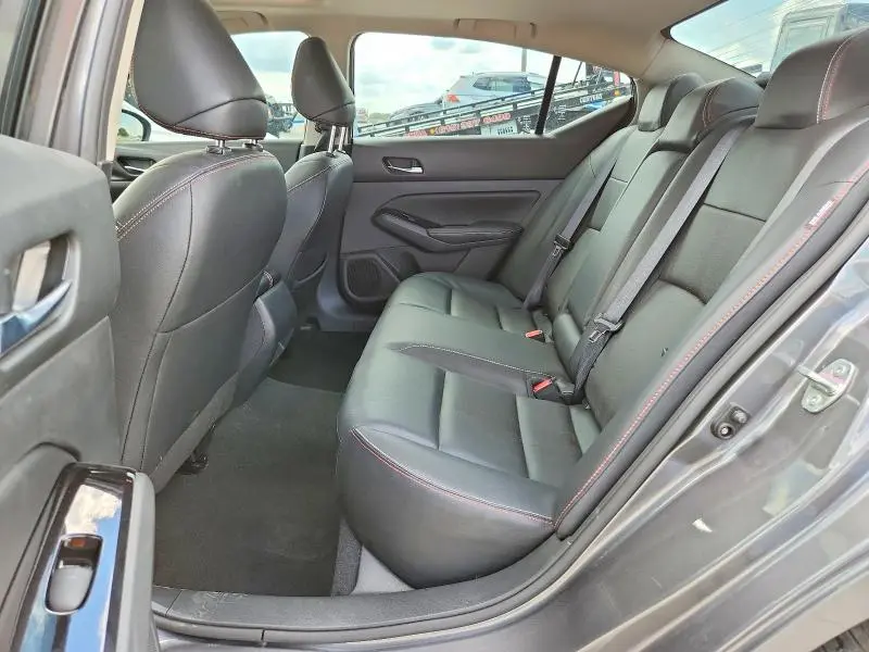2024 NISSAN ALTIMA SR  
