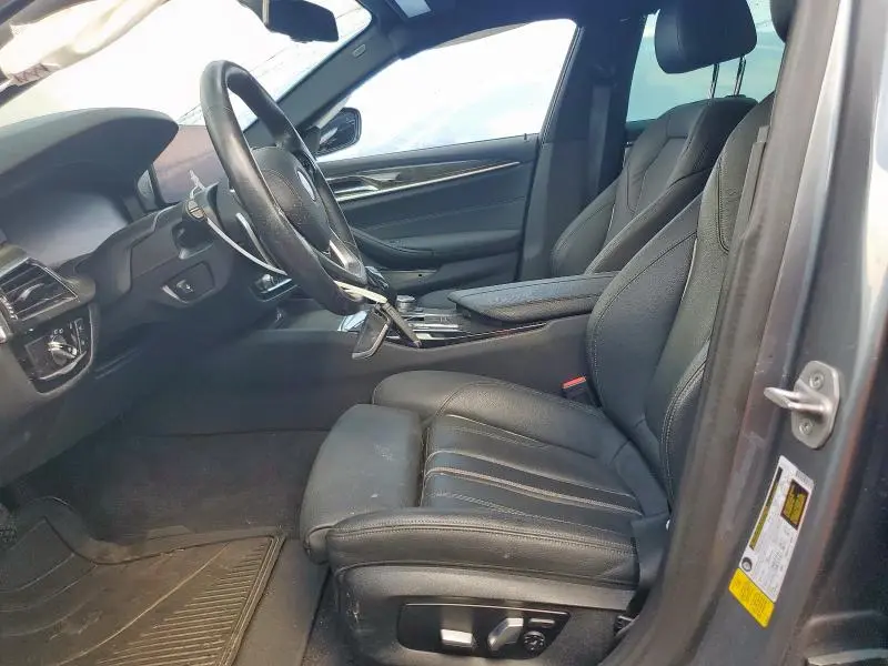 2021 BMW 530 I  