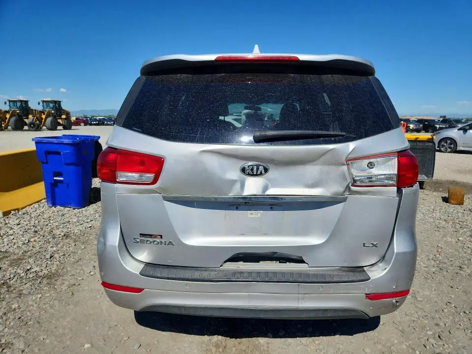 2016 KIA SEDONA LX  