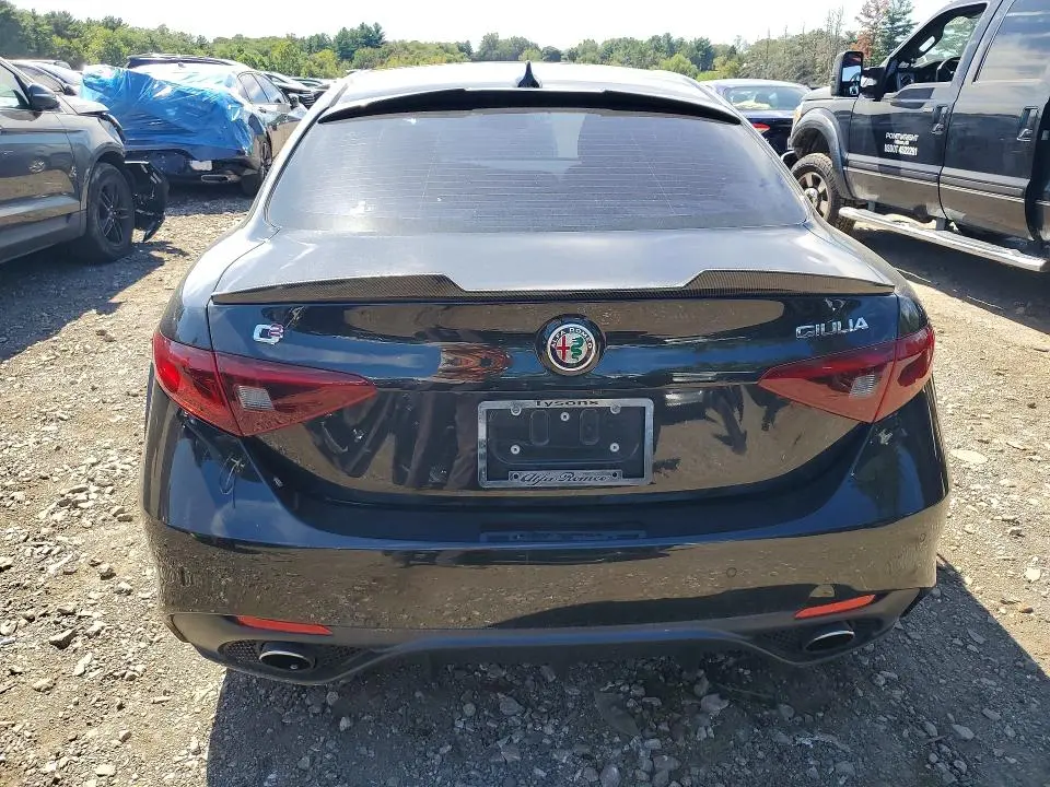 2018 ALFA ROMEO GIULIA TI  