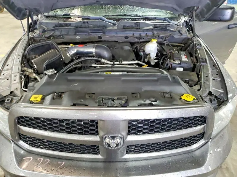 2013 RAM 1500 ST  