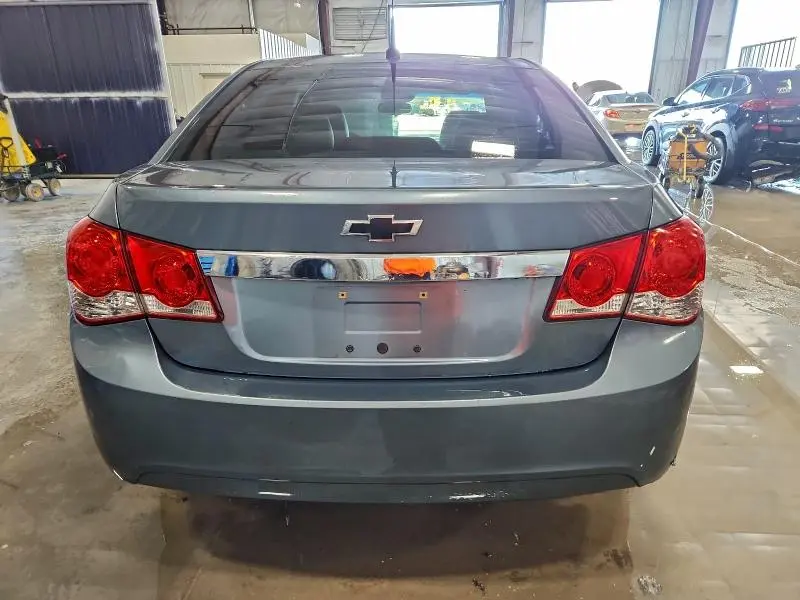 2012 CHEVROLET CRUZE LT  