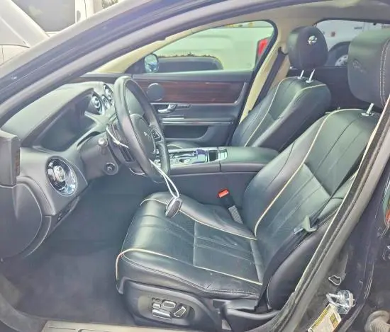 2011 JAGUAR XJL   