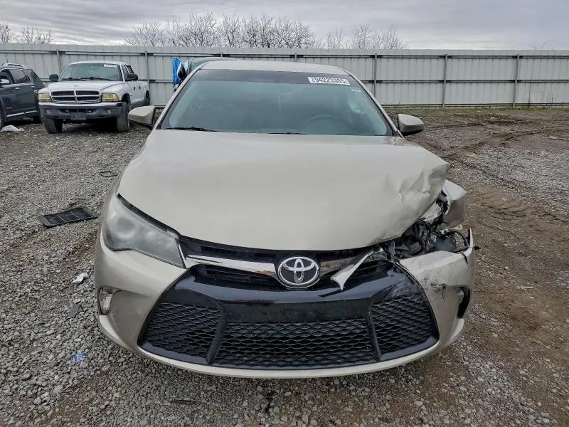 2016 TOYOTA CAMRY LE  
