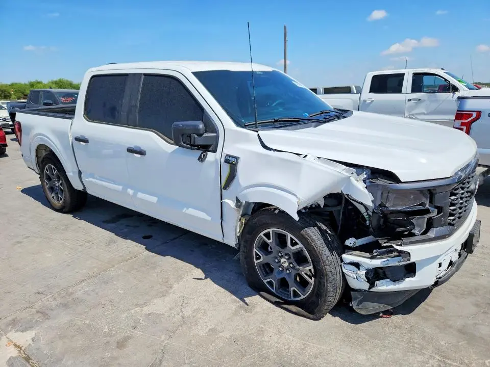2024 FORD F150 STX  