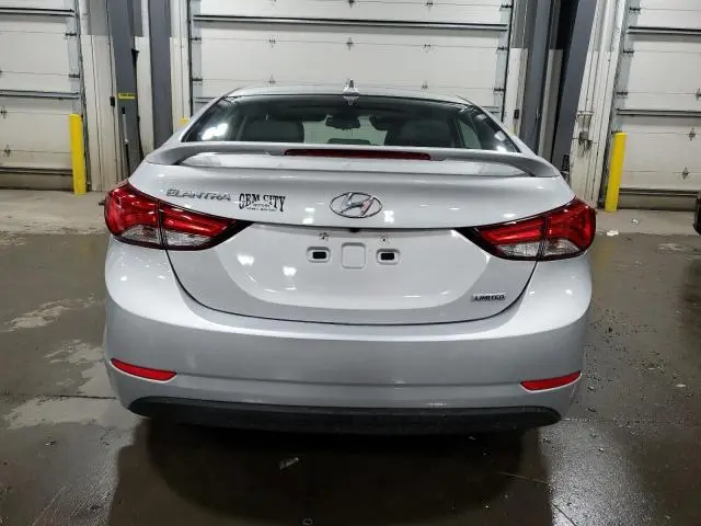 2016 HYUNDAI ELANTRA SE  