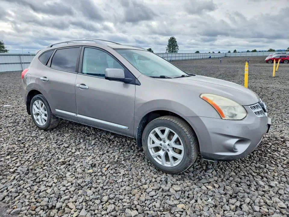2012 NISSAN ROGUE S  