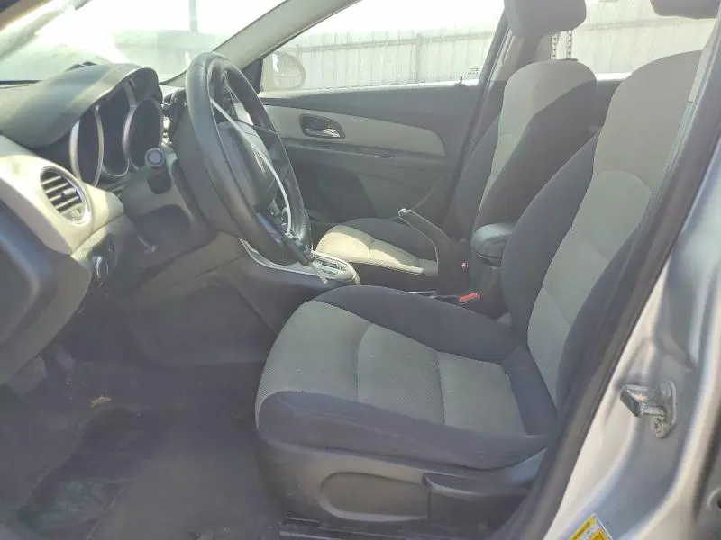 2013 CHEVROLET CRUZE LS  