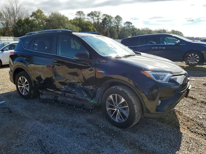 2018 TOYOTA RAV4 HV LE  