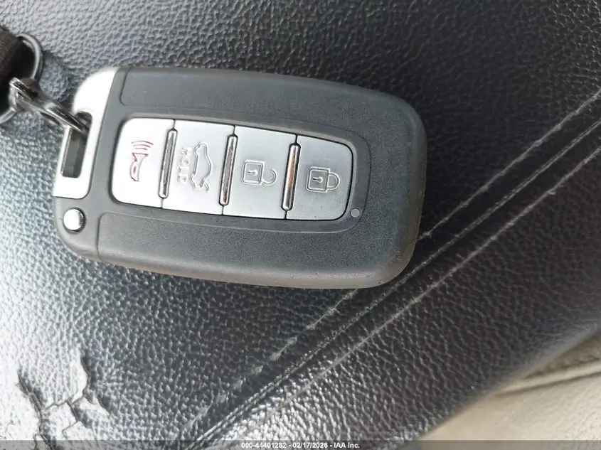 2013 HYUNDAI SONATA HYBRID LIMITED