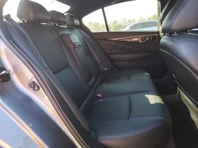 2018 INFINITI Q50 LUXE  