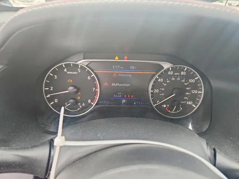 2024 NISSAN ALTIMA SR  