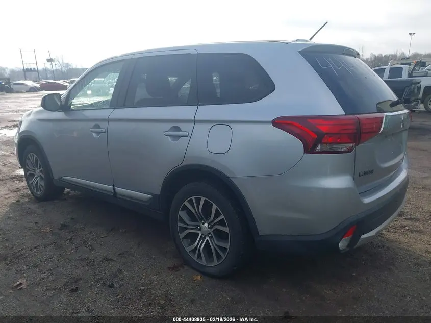 2016 MITSUBISHI OUTLANDER ES