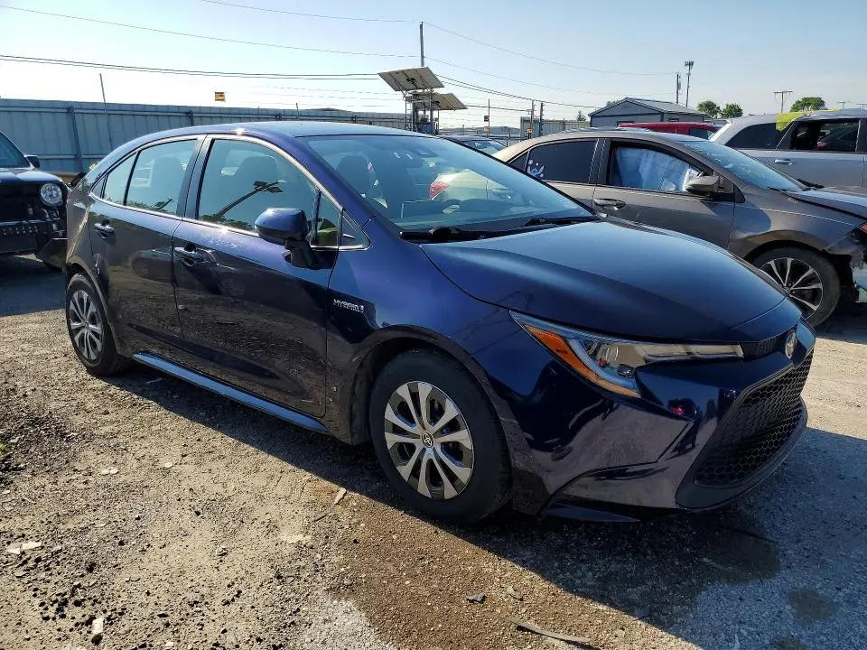 2021 TOYOTA COROLLA LE  
