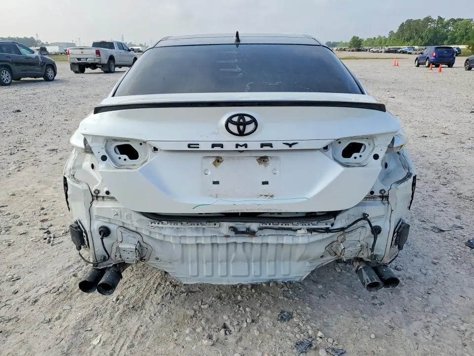 2021 TOYOTA CAMRY XSE V6  