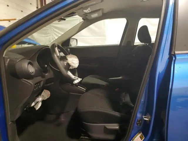 2021 NISSAN KICKS S  