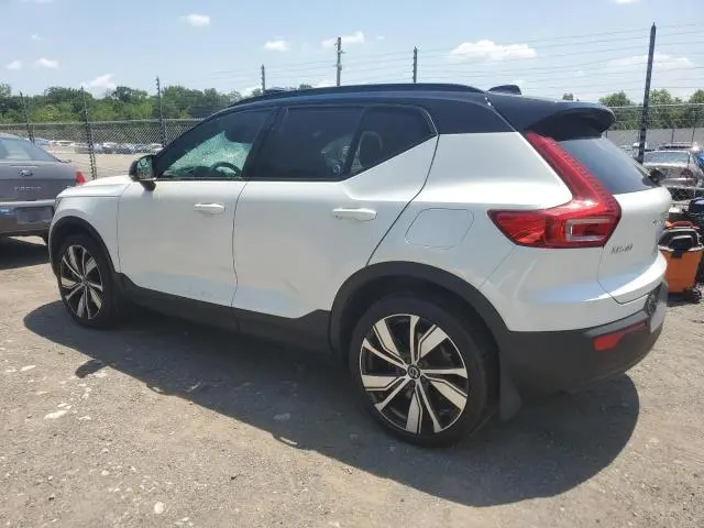 2022 VOLVO XC40 P8 RECHARGE ULTIMATE  