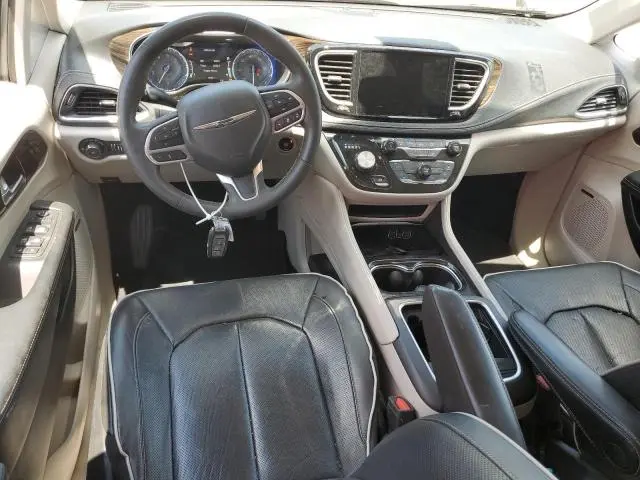 2022 CHRYSLER PACIFICA LIMITED  