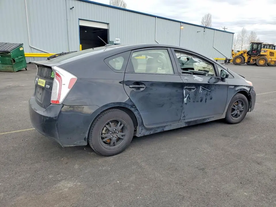 2013 TOYOTA PRIUS THREE  