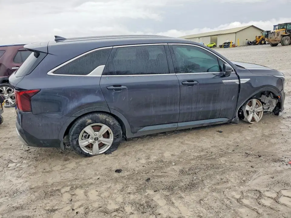 2025 KIA SORENTO   