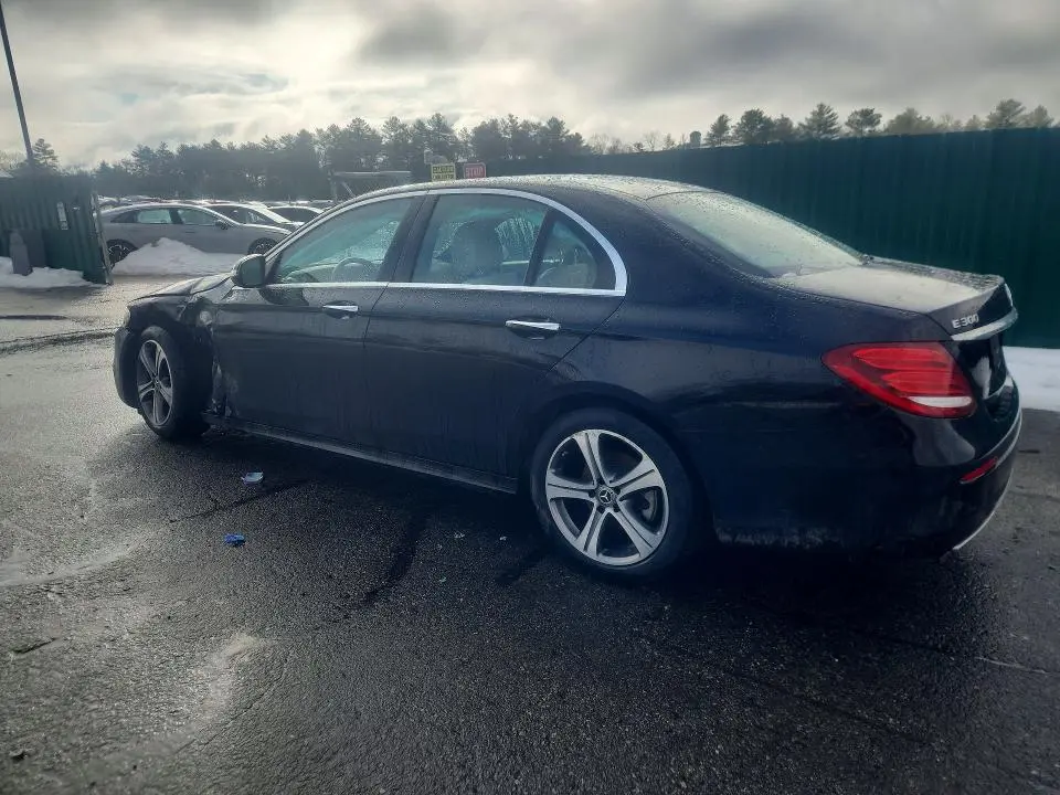 2019 MERCEDES-BENZ E 300 4MATIC  