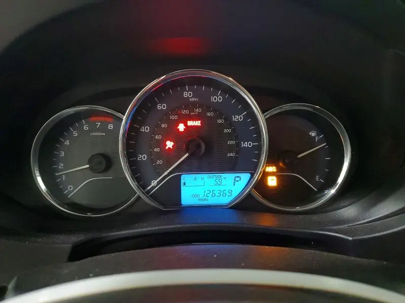 2014 TOYOTA COROLLA LE  