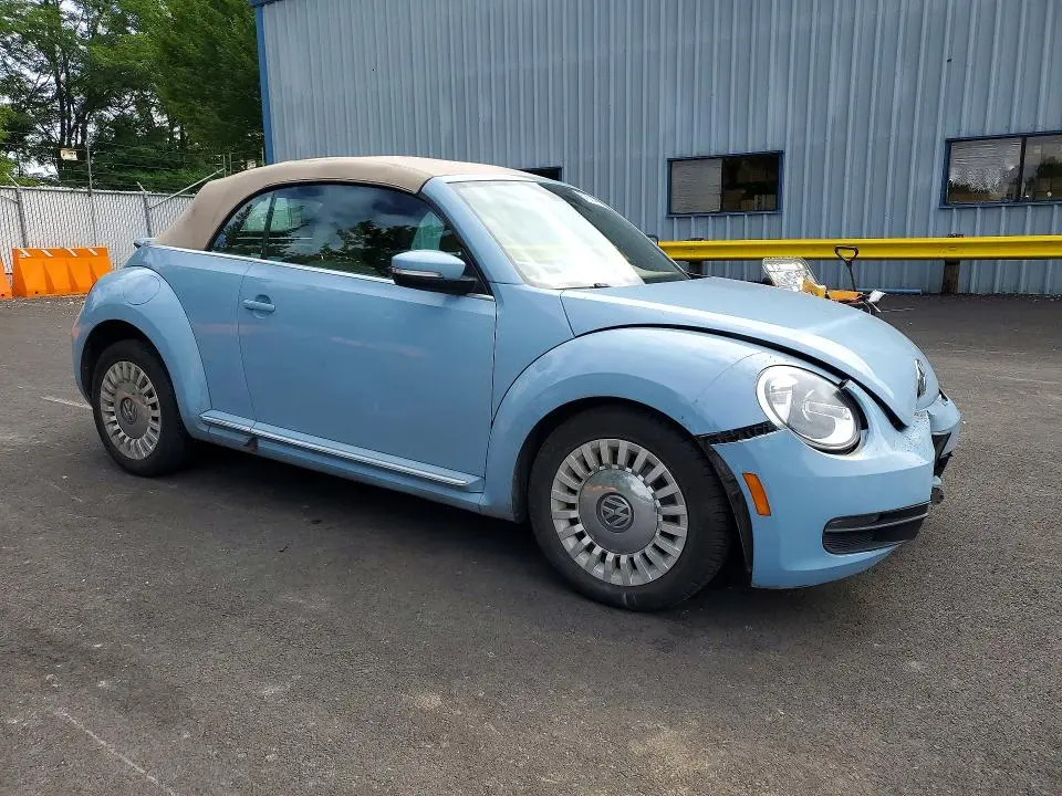 2015 VOLKSWAGEN BEETLE 1.8T  