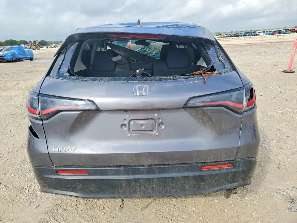 2024 HONDA HR-V LX  