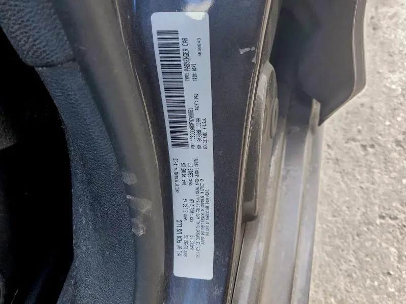 2015 CHRYSLER 200 LIMITED  