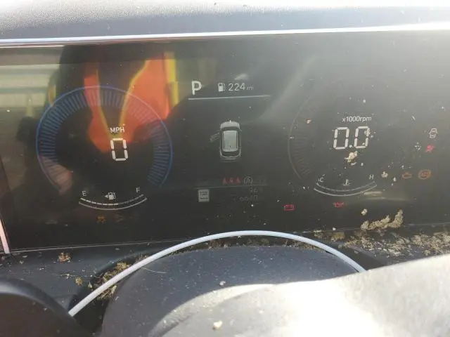 2025 HYUNDAI TUCSON SE  