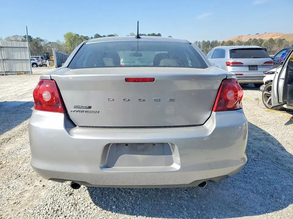 2013 DODGE AVENGER SE  
