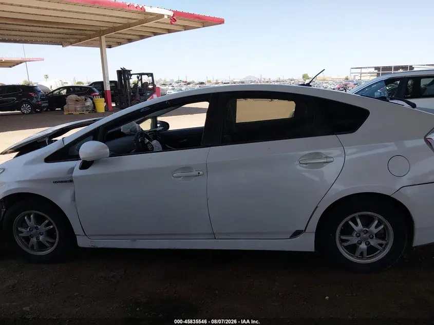 2010 TOYOTA PRIUS II
