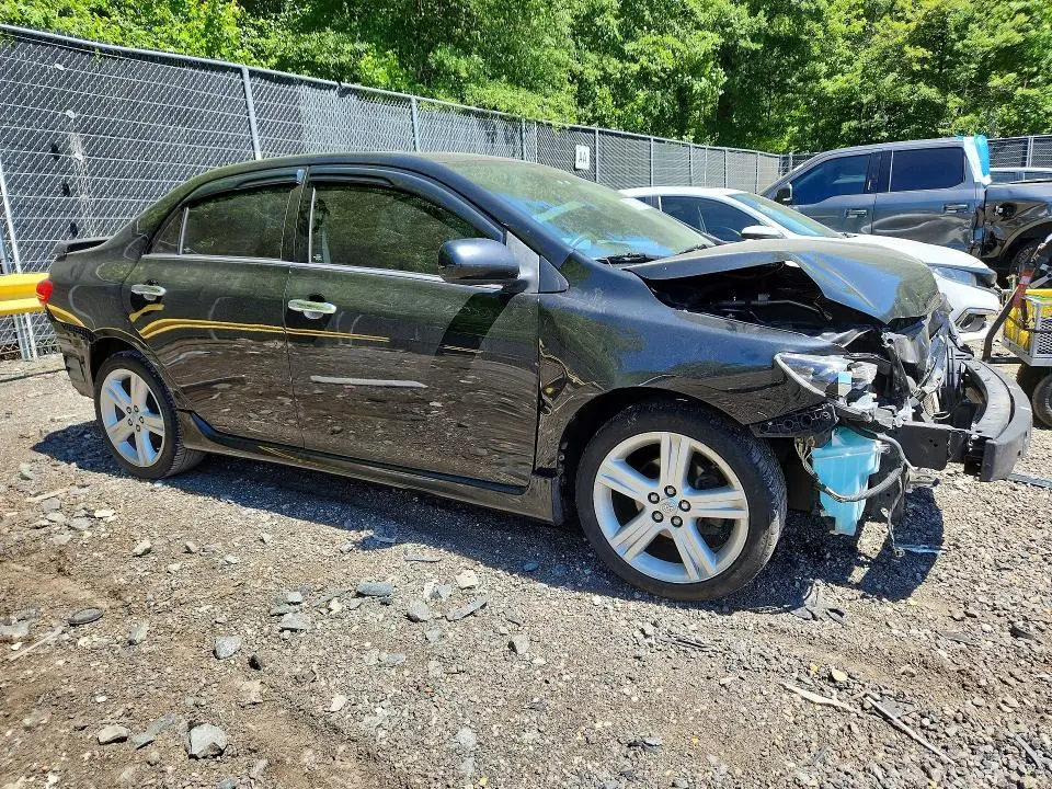 2013 TOYOTA COROLLA S  