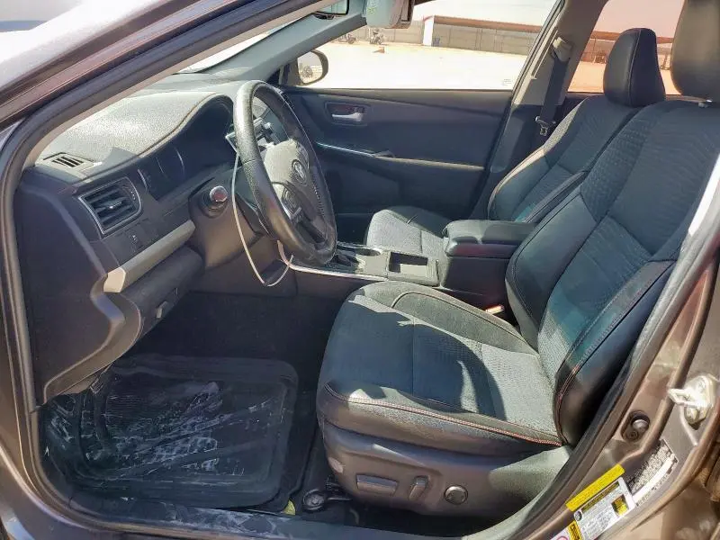 2015 TOYOTA CAMRY LE  