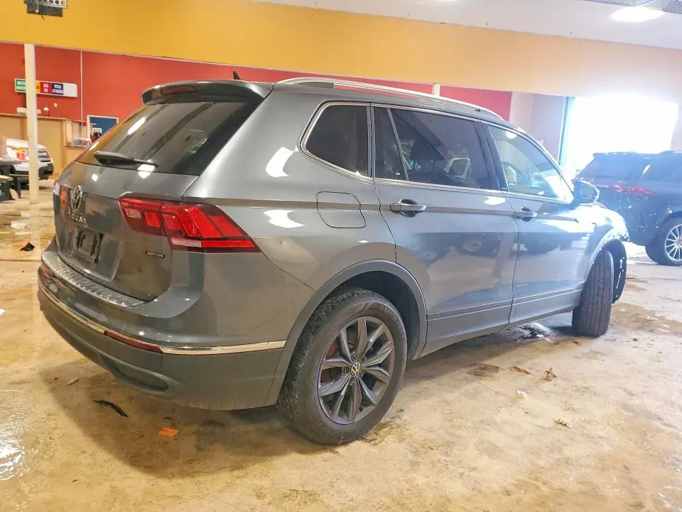 2023 VOLKSWAGEN TIGUAN SE  