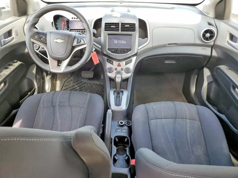 2016 CHEVROLET SONIC LT  