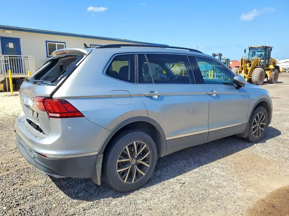 2020 VOLKSWAGEN TIGUAN SE  