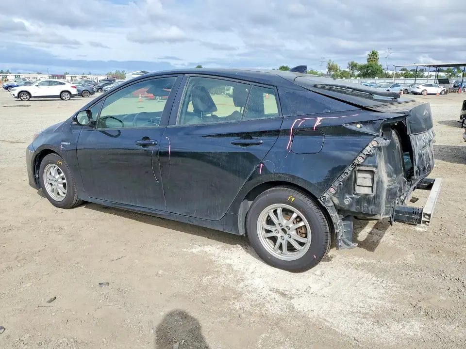2016 TOYOTA PRIUS THREE  