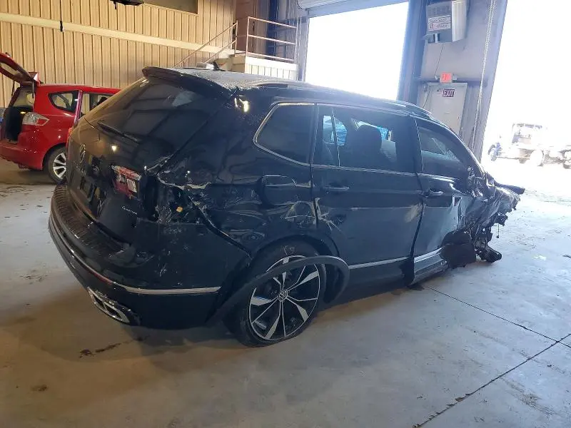 2023 VOLKSWAGEN TIGUAN SEL R-LINE BLACK  
