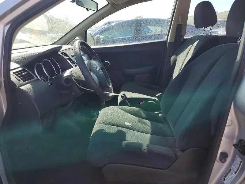 2011 NISSAN VERSA 1.8 S  